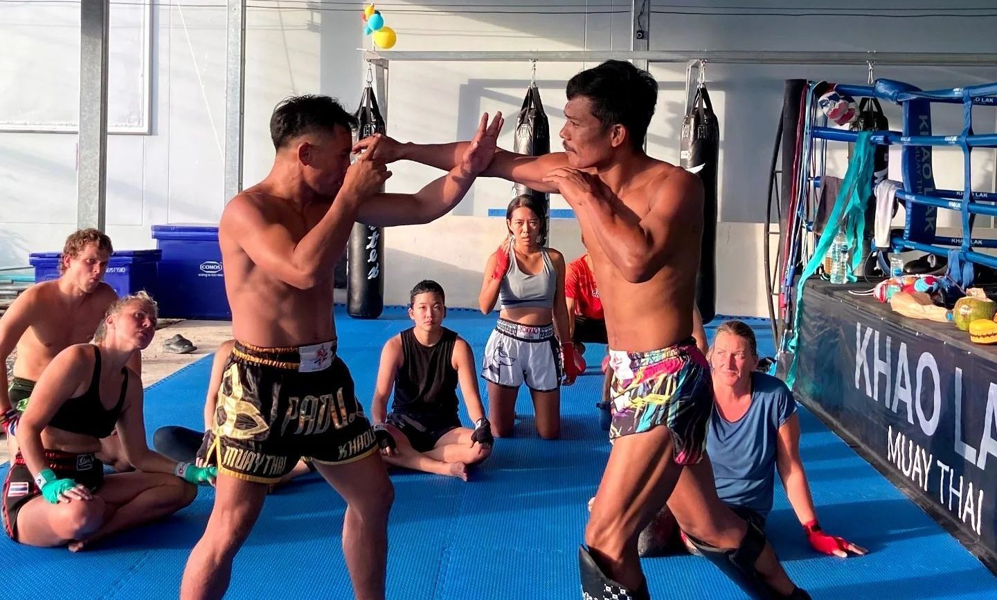 Khao Lak: Lezione introduttiva privata di Muay Thai per principianti