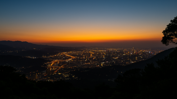 【台北ナイトツアー】陽明山夜景、北投温泉、士林夜市