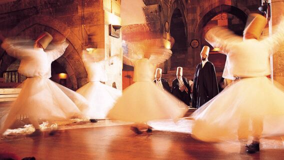 Входной билет на представление танцующих дервишей в Каппадокии & трансфер туда и обратно/в обе стороны