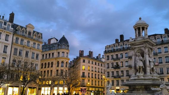 Lyon: Lawatan Makanan Berpandu Matahari Terbenam