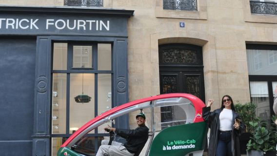 Paris: "Emily in Paris" Private Guided Rickshaw Tour