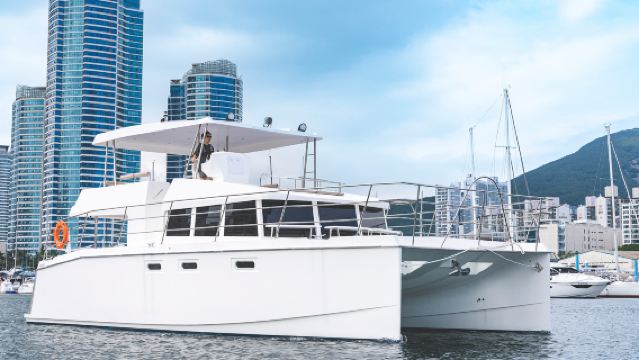 釜山海雲台海域 遊艇出海體驗（可拍照）｜Yachtguy