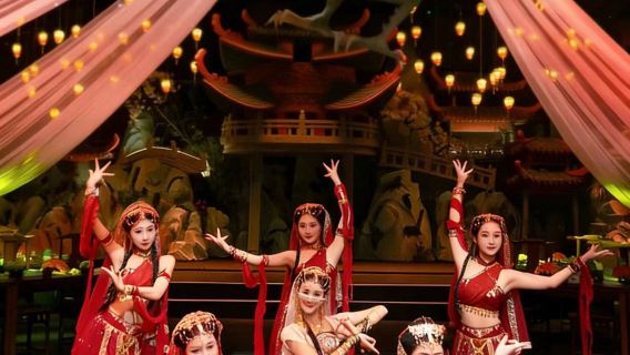 XUYAN Shanghai - Immersive Ancient Imperial Banquet|Dining + Costume Experience + "All Nations Paying Tribute" Themed Performance [Makeup/Photography/Portrait Services Available]