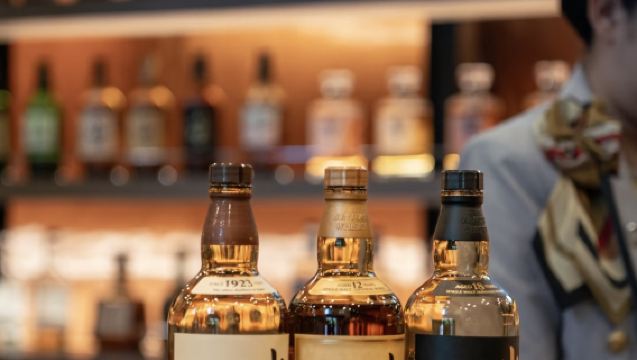 日本京都山崎蒸餾所+嵐山+渡月橋+保津川漂流+鴨川一日遊