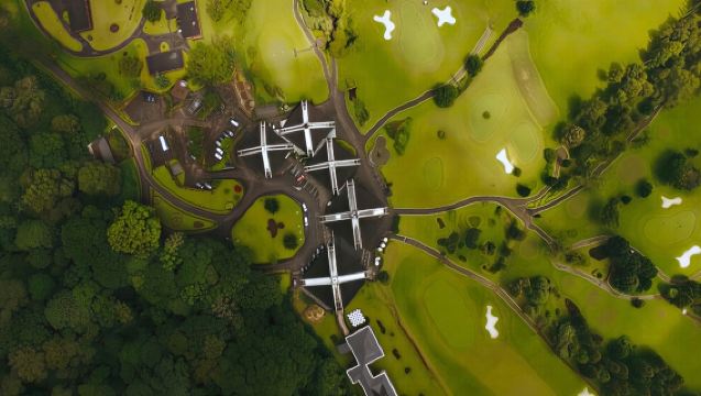 Golferlebnis in Bali: Handara Golf Bedugul Platz / New Kuta Golf Uluwatu Platz buchbar, offen für indonesische und internationale Gäste