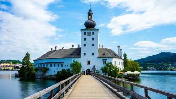Hallstatt & Ort Castle Premium Day Trip from Vienna