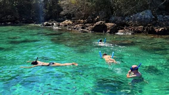 Ilha Grande: Speedboat Tour of Lagoons and Beaches with Crystal-Clear Waters