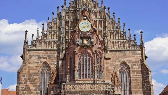 Munich + Nuremberg + St. Lorenz + Imperial Castle + Weissgerbergasse 1-day tour