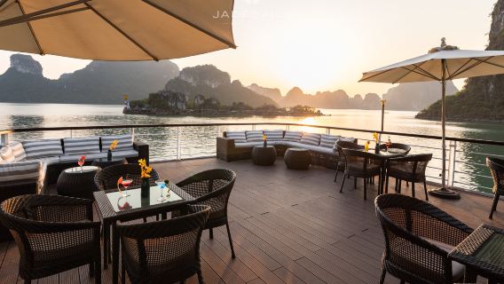 Tour di un giorno alla baia di Lan Ha e alla baia di Halong in Vietnam [Crociere Jadesails]