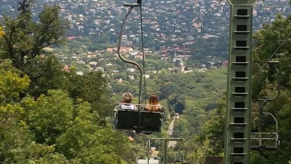 Budapest: Elisabeth Lookout Private Guided Tour, Chairlift Ticket + Transport