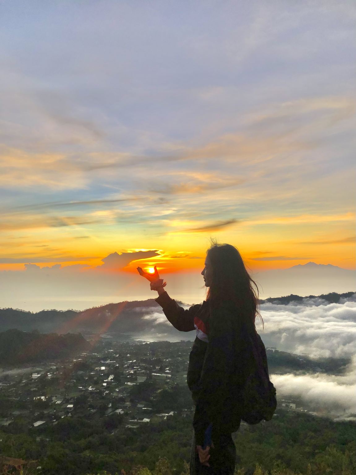 ทัวร์วันปีนเขาชมพระอาทิตย์ขึ้นที่ภูเขาบาตูร์ พร้อมอาหารเช้าฟรีบนยอดเขา