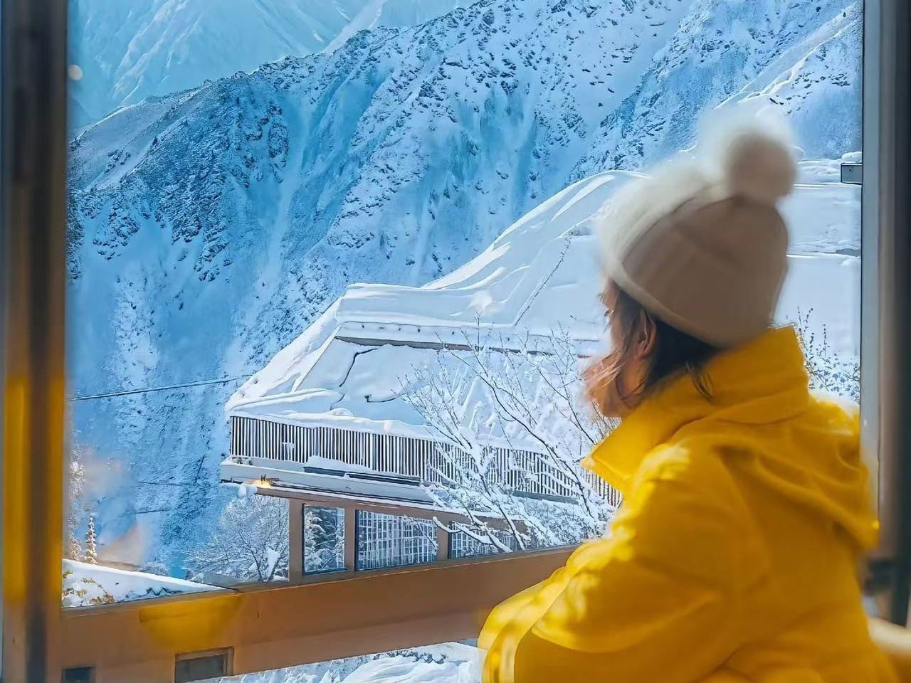 Perjalanan Pribadi 2 Hari dari Chengdu ke Gunung Empat Gadis + Lembah Bipeng (Dengan Sopir Rental Mobil)