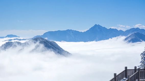 Путешествие с индивидуальным трансфером/арендой автомобиля с водителем на гору Эмэй