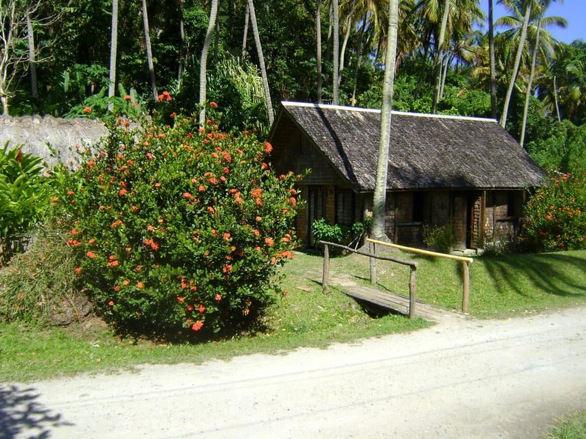 Dari Castries: Lawatan Catamaran Sehari Penuh ke Soufriere