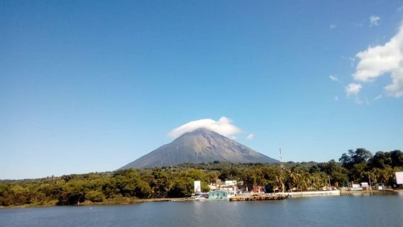 From Granada: Full-Day Trip to Ometepe Island