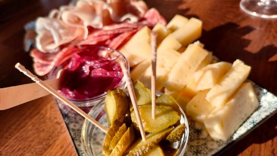 Cavaion: Degustazione di vini e cibo sul Lago di Garda con tour dei vigneti