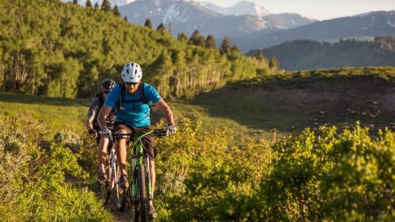 Fiume Vjosa: tour in bici elettrica a Permet