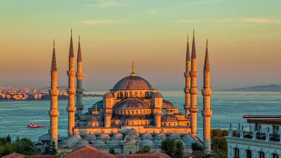 Recorrido privado a pie por el casco antiguo de Estambul con crucero por el Bósforo