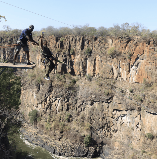 น้ำตกวิกตอเรีย: ประสบการณ์ Gorge Swing พร้อมบริการรับส่ง