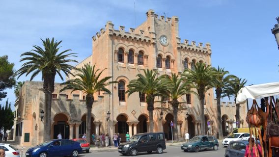 Menorca: Tour de día completo por la isla con guía