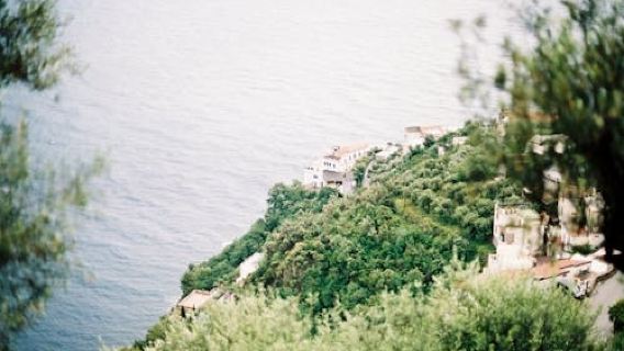From Naples: Private Amalfi Coast Deluxe Tour