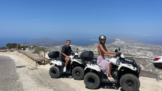 Santorini: tour dei punti salienti in ATV con guida locale