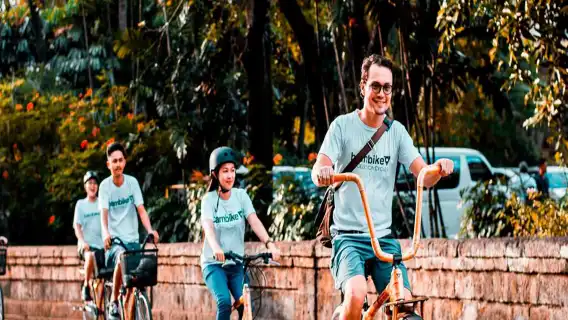 Manila bamboo bike tour: meet at the meeting point
