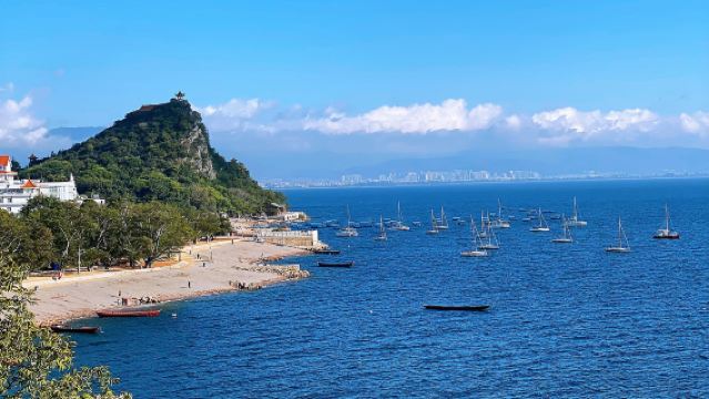 Eendaagse tour naar Yuxi met Fuxianmeer, Mingxing Yudong en Moon Bay Wetland Park, beschikbaar in Chinees en Engels