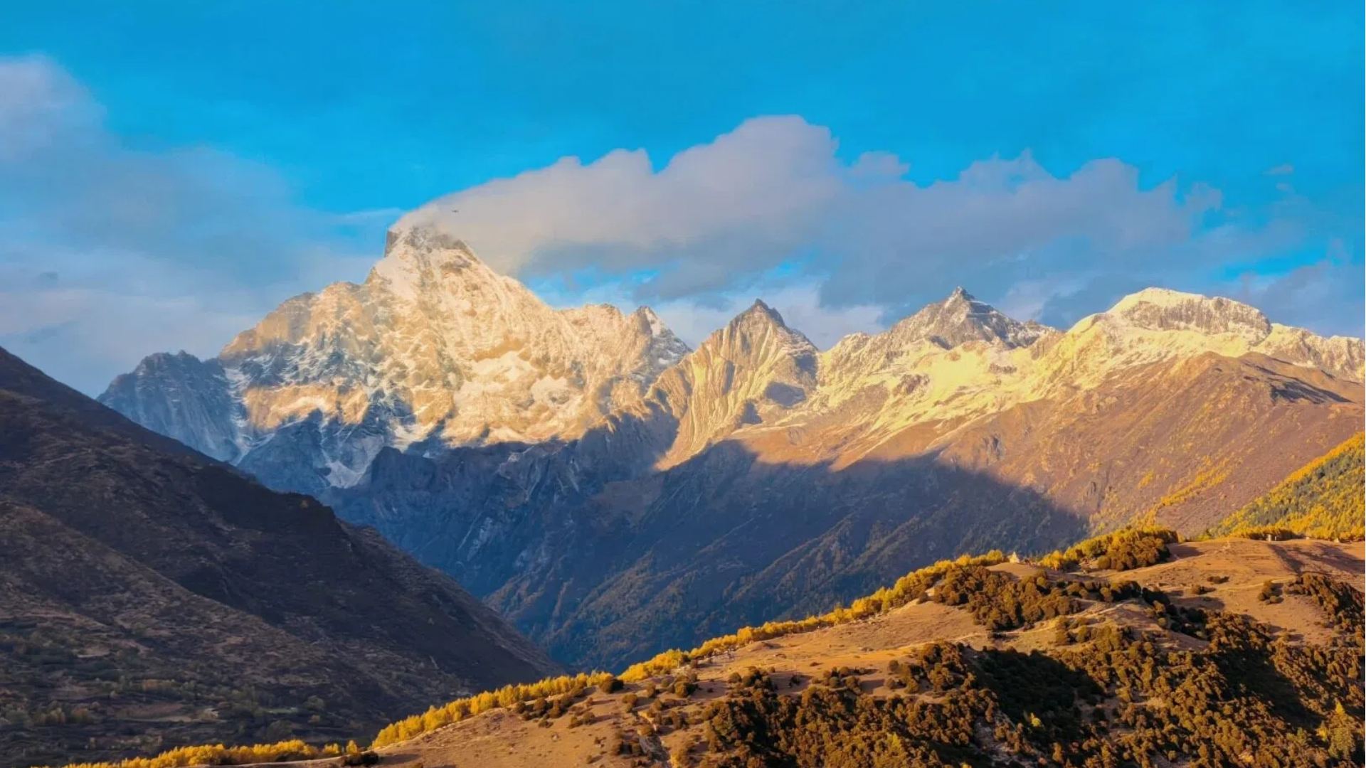 Small Group Day Tour: Chengdu-Siguniangshan (Double Bridge Valley) with Tickets & Transfer(2-8pax)