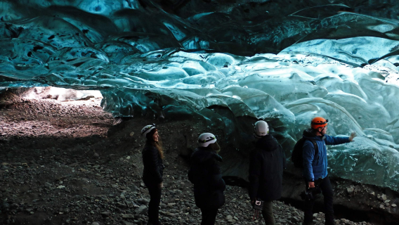 Экскурсия в ледяные пещеры Исландии (от Йёкюльсаурлоуна) [служба поддержки (клиентов) на китайском + гид на английском]