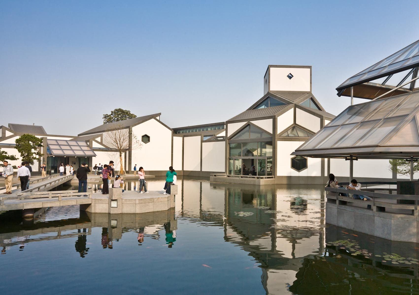 Suzhou Museum Half-Day Guided Tour (Chinese): Stroll through the modern gardens and unravel the secrets of I.M. Pei's aesthetics of light and shadow.
