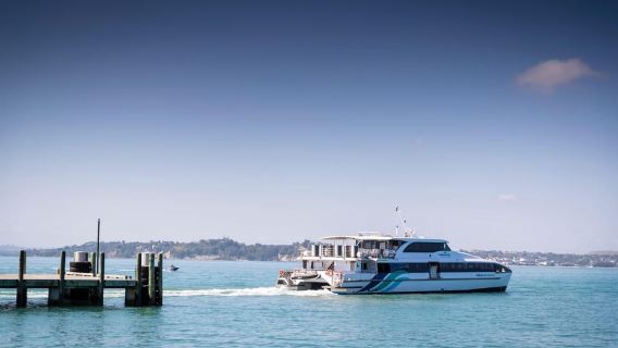 Auckland: Return Ferry Ticket to Rangitoto Island