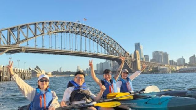 Escursione in kayak nel porto di metà mattina a Sun Peak