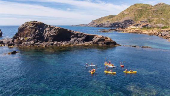 Cabo de Palos: Kayak Sightseeing Tour with Snorkeling
