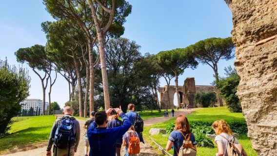 Rome: Colosseum, Roman Forum & Palatine Hill Tour