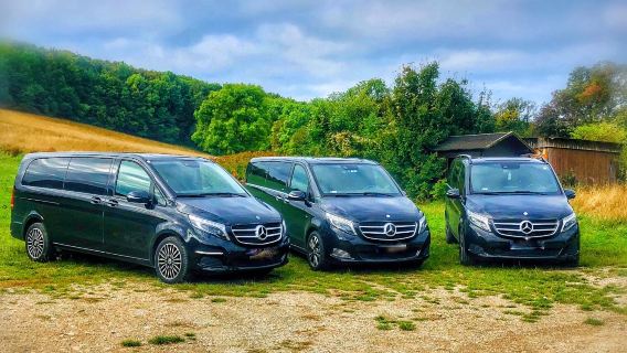 維也納-克魯姆洛夫一日遊，【中文司導提供服務】！