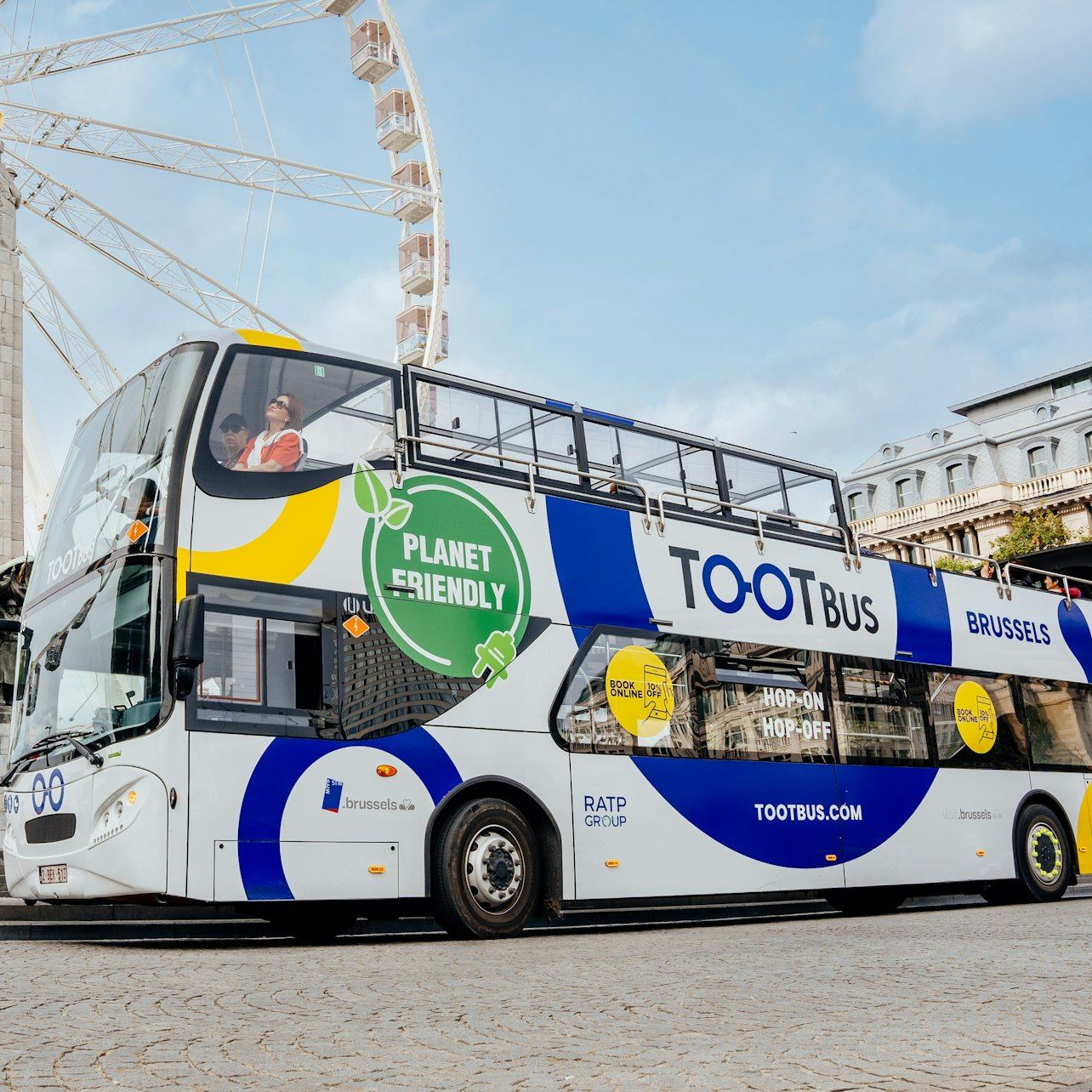 Tootbus Brussels: Hop-on Hop-off Electric Bus Tour + Belgian Beer World