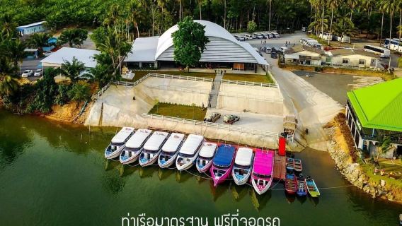 From Krabi: Similan Islands Day Trip by Speedboat