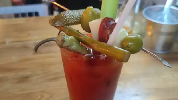 Budapest: 4-hour Bottomless Brunch w/ Cocktails & Craft Beer