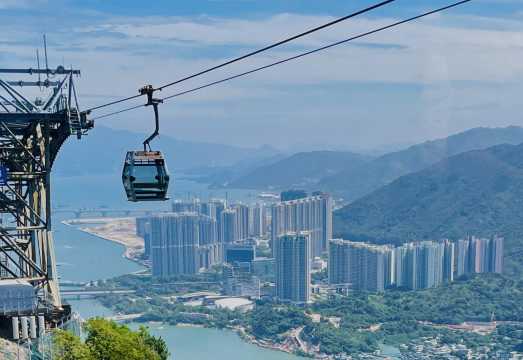 Hong Kong city transfer, Lantau Island, Ngong Ping 360 cable car and Tai O dolphin discovery