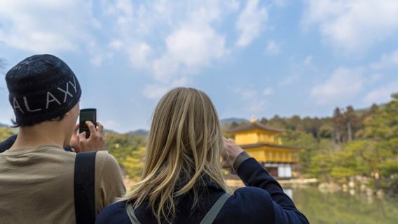 Kyoto: Kinkaku ji Temple Historical Guided Tour