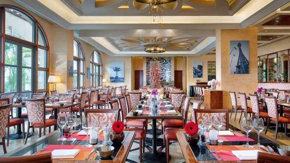 Buffet en el restaurante Mistral en el Ponte 16 de Macao (almuerzo/cena)