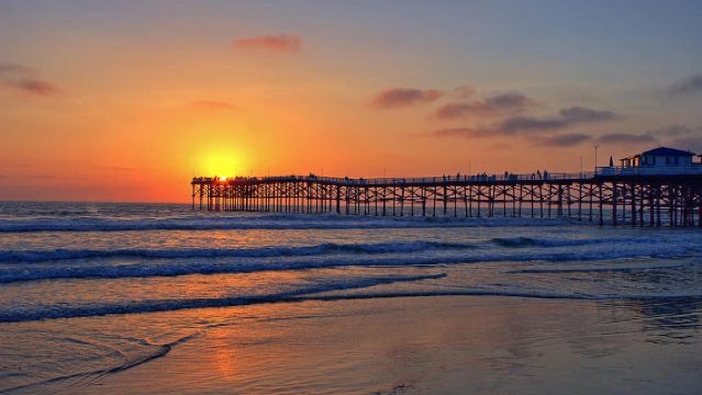 美國洛杉磯來回-聖地牙哥-海洋公園-拉霍亞海岸｜熱門明星路線