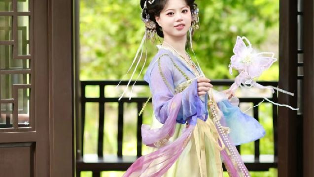 Guangzhou Hanfu Photography Experience (Costume Rental + Style Selection + High-Quality Outfits + Premium Service)