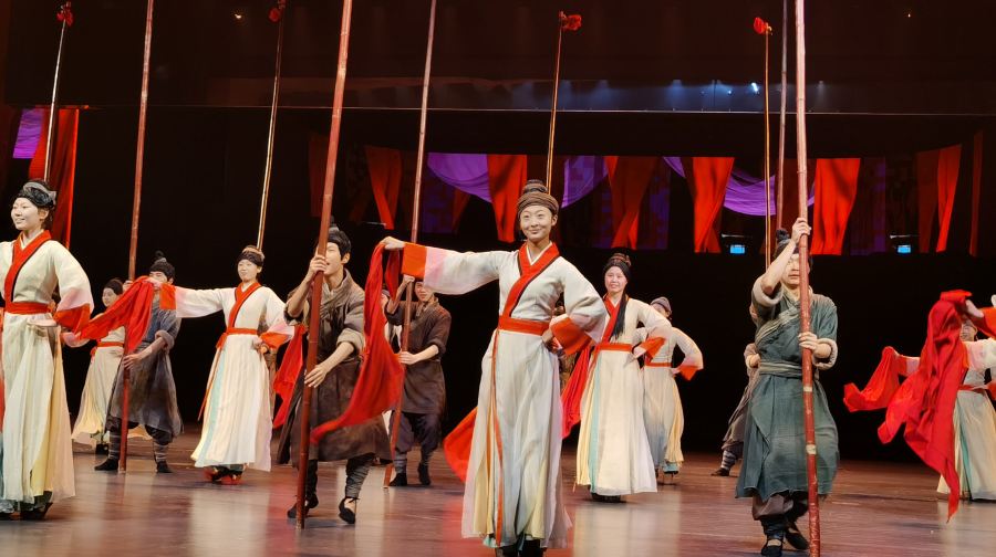 西安秦始皇帝陵博物院（兵馬俑）+《永生的軍團》演出一日遊【8人小團/上門接送】