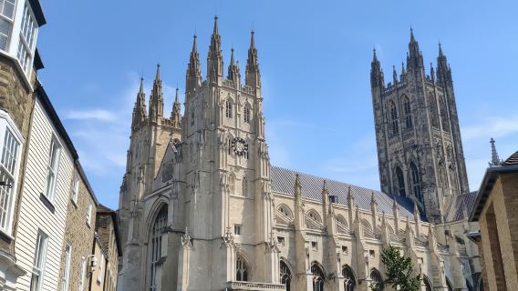 Lawatan Sehari dari London ke Gereja Canterbury + Istana Dover + Tebing Putih Dover (Tiket Masuk Tidak Termasuk)