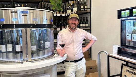 Marseille: Tailored Wine Tasting Experience in Top Wine Shop