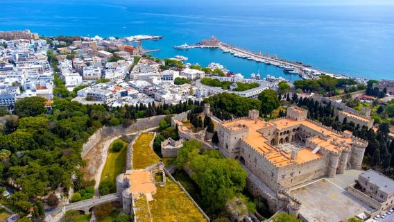 From Lindos: Rhodes Old Town trip with free time to explore