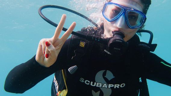 Temukan menyelam selam skuba di Hurghada: Scuba Diving Satu Hari