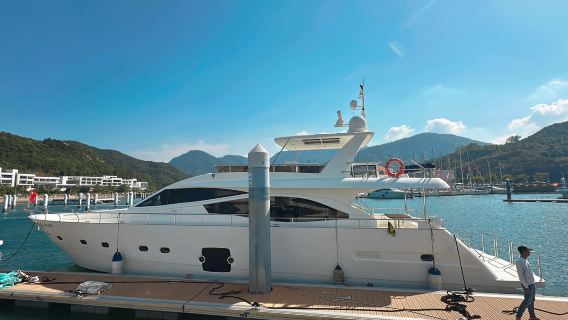【深圳遊艇出海】深圳七星灣88尺價值千萬豪華遊艇包船出海